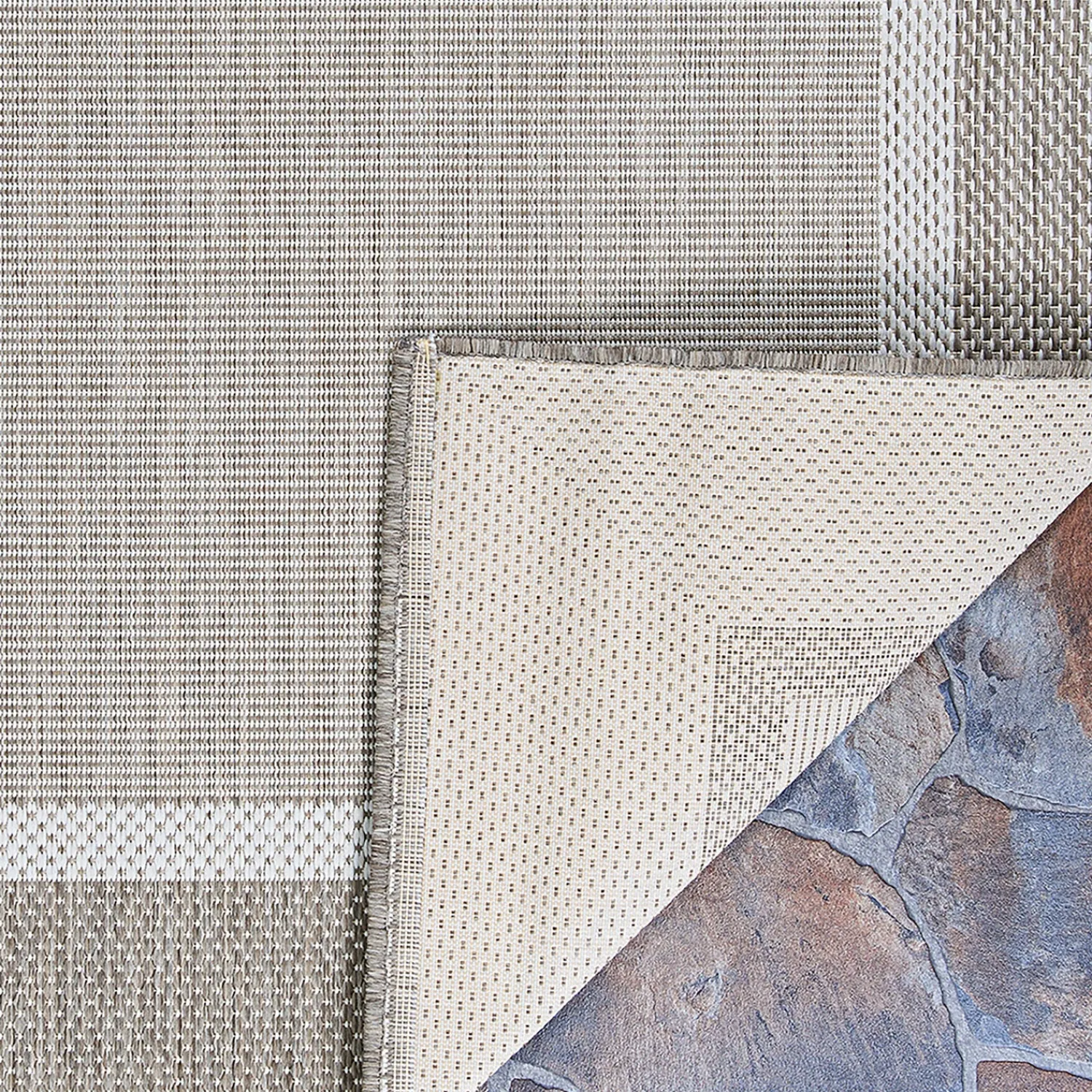 Plow & Hearth Area Rugs>Veranda Framework Indoor/Outdoor Polypropylene Rug, 3'9" x 5'5"