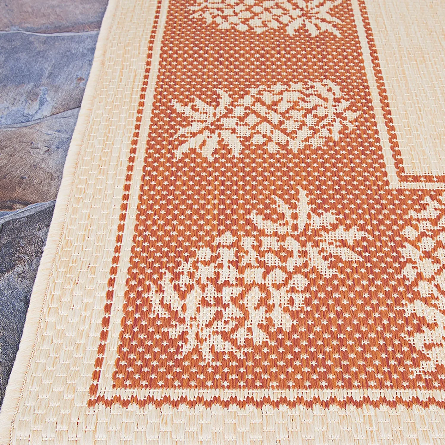 Plow & Hearth Area Rugs>Veranda Pineapple Indoor/Outdoor Polypropylene Rug, 3'9" x 5'5"