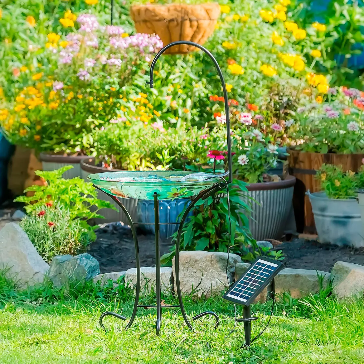 Plow & Hearth Birdbaths>Water Agitator Bird Bath Stand