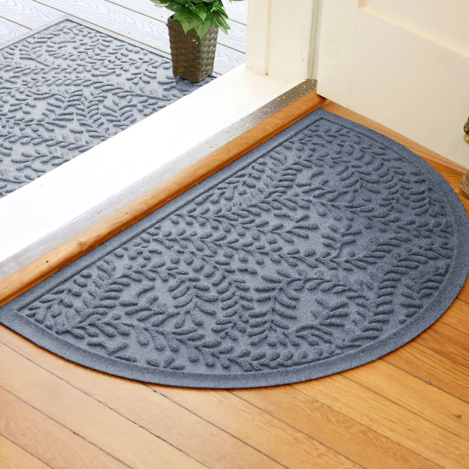 Plow & Hearth Waterhog Doormats>Waterhog Indoor/Outdoor Leaves Half-Round Doormat, 24" x 39"