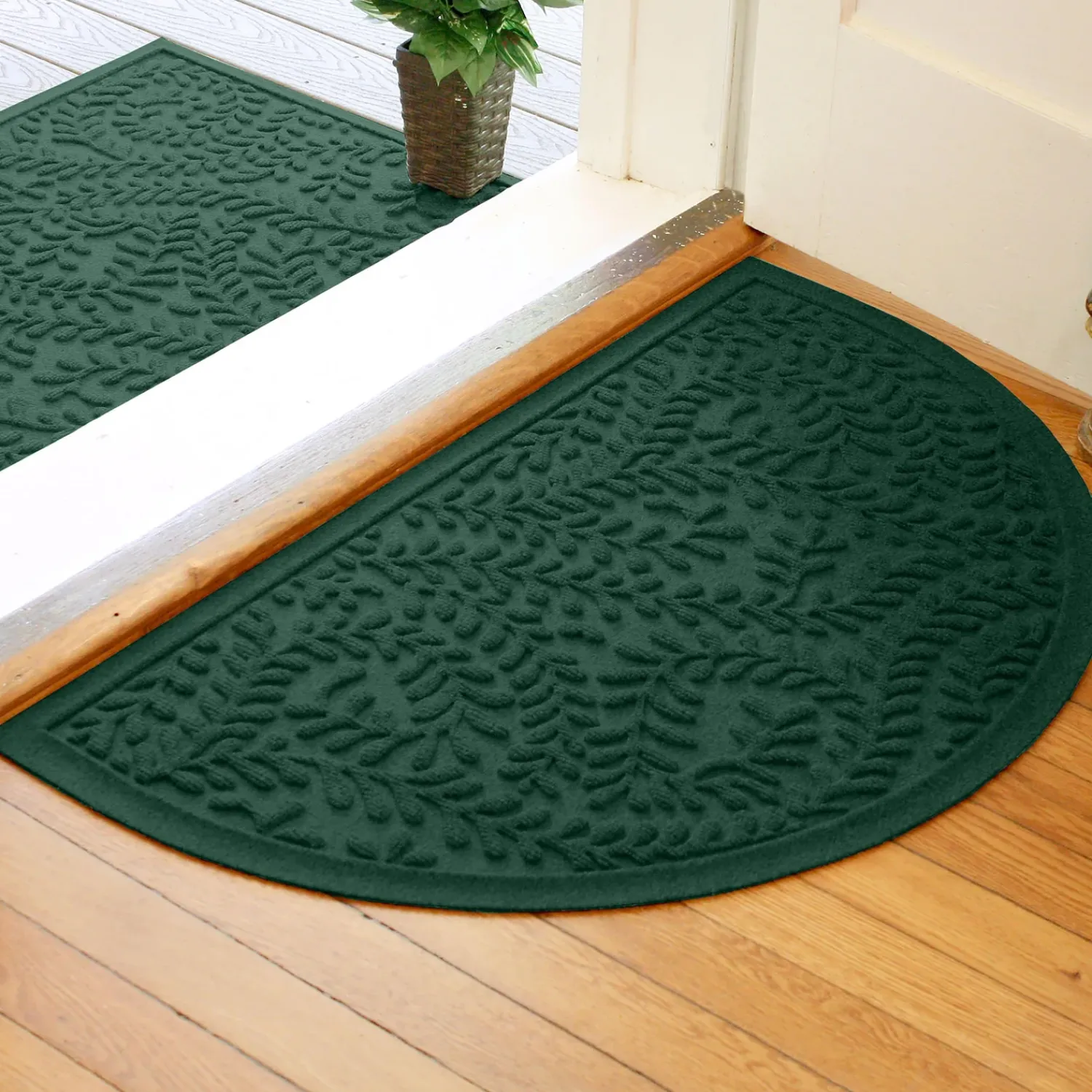 Plow & Hearth Waterhog Doormats>Waterhog Indoor/Outdoor Leaves Half-Round Doormat, 24" x 39"