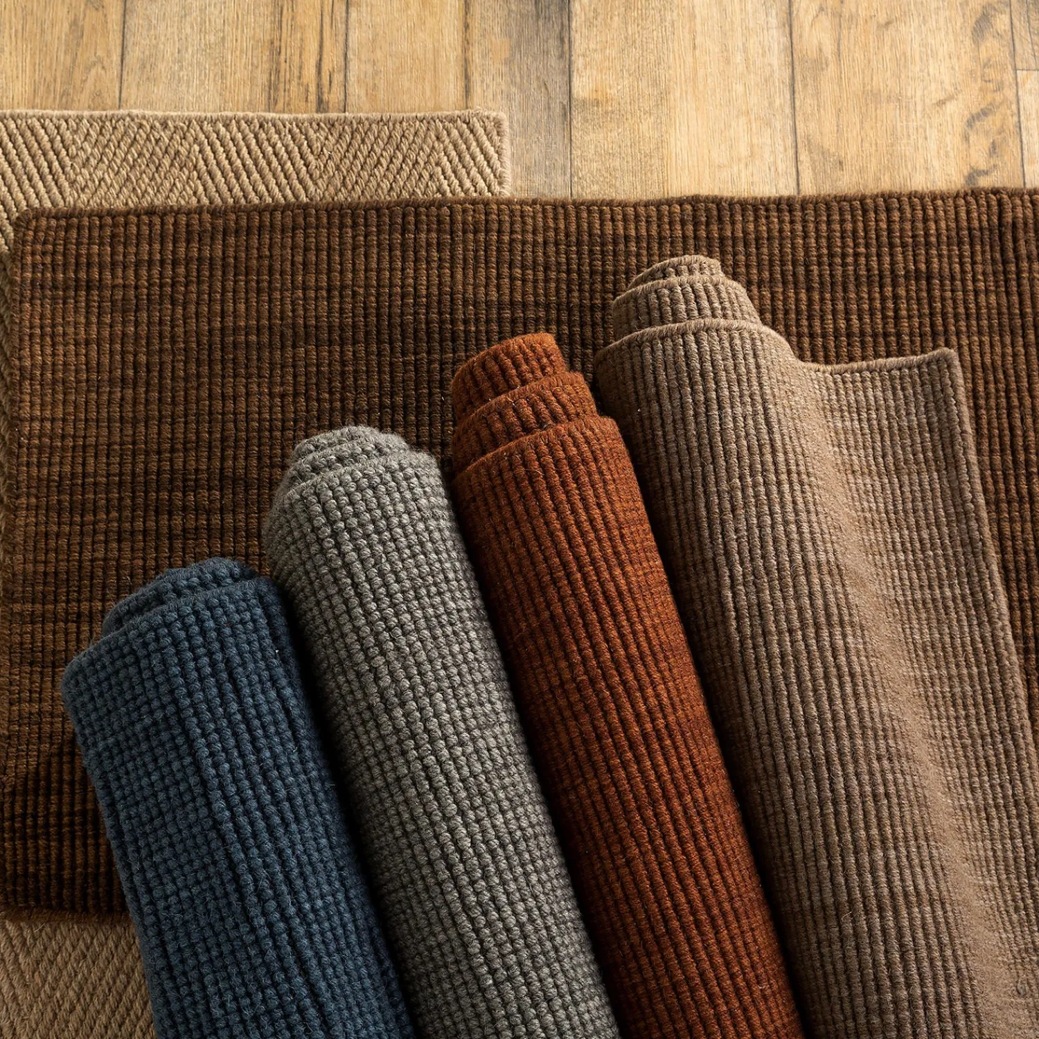 Plow & Hearth Area Rugs>Wool Blend Dalton Rug, 2' x 3'6"