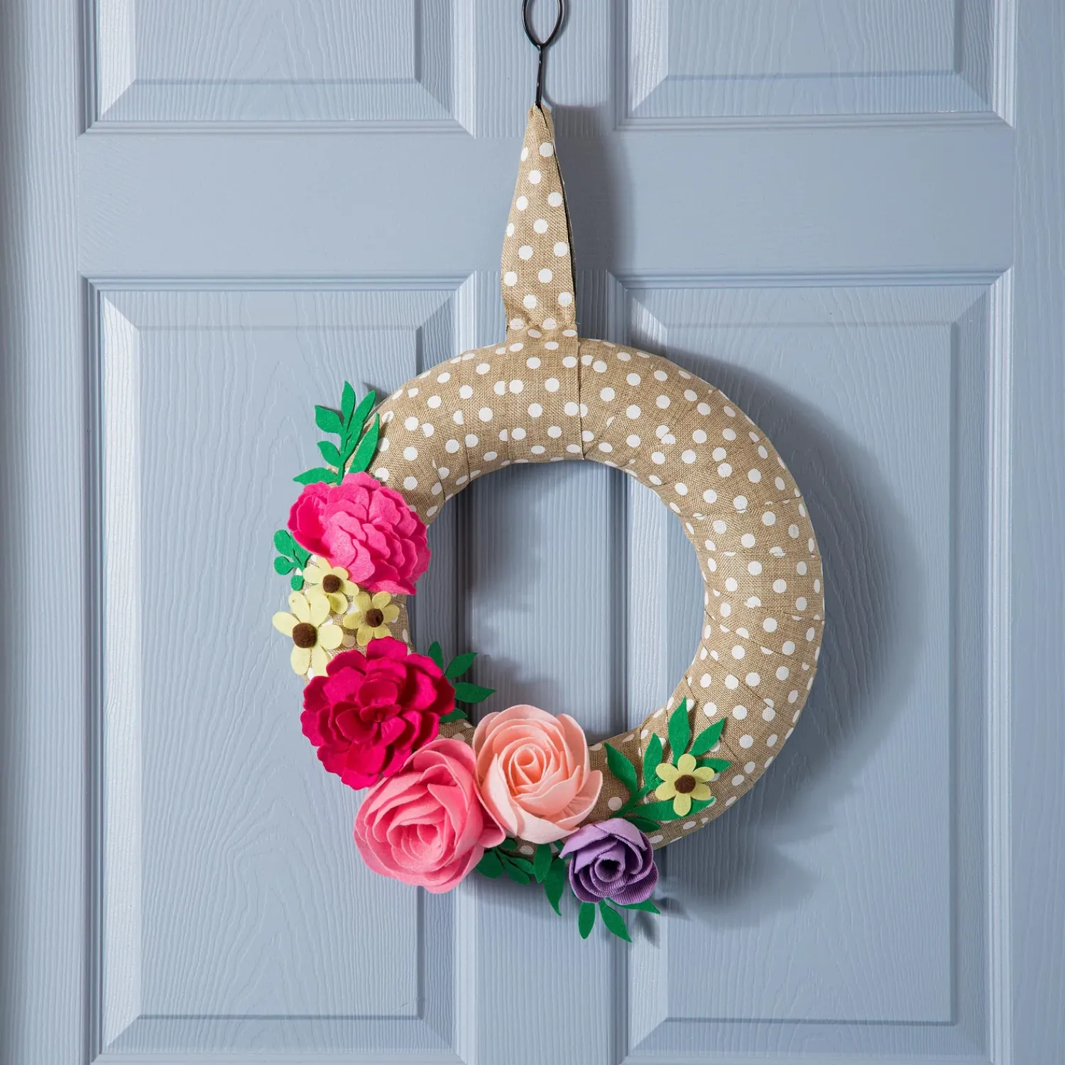 Plow & Hearth Fabric Door Hangers>Wrapped Wreath Door Décor