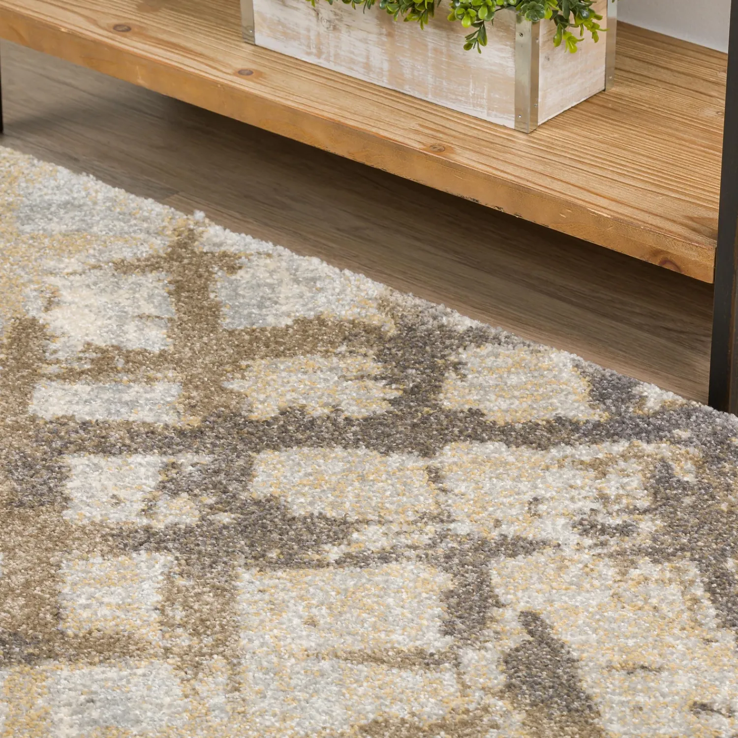 Plow & Hearth Area Rugs>York Easy Care Rug, 8' x 10' Silver